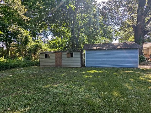 5th image of 3534 Bowen Ave
