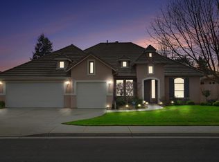 146 W El Paso Ave, Clovis, CA 93611