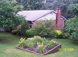 2796 Cambridge Rd, York, PA 17402