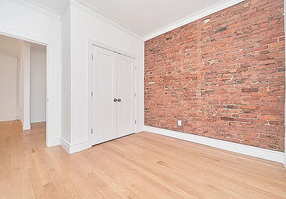 5th image of 42 Grove St APT 2A