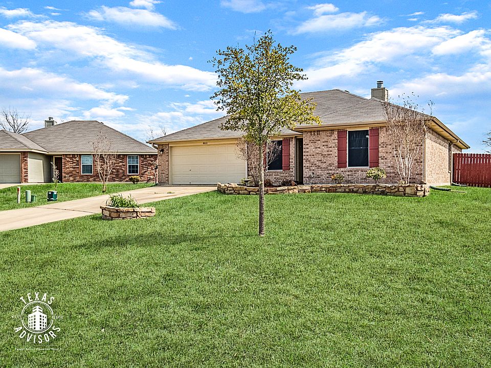 1st image of 4611 Stonehaven Dr