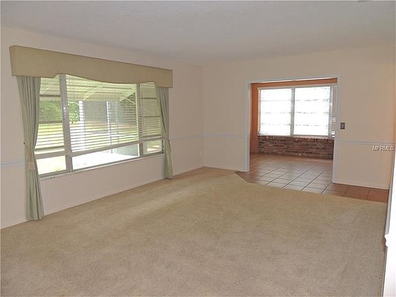 2nd image of 2255 Parkview Ave