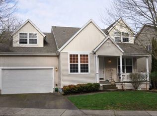 7686 SW Thornton Dr, Wilsonville, OR 97070