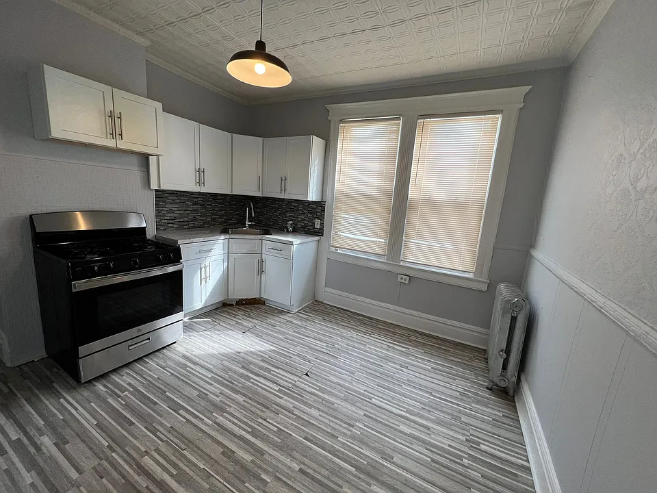 93 Norwood St #3