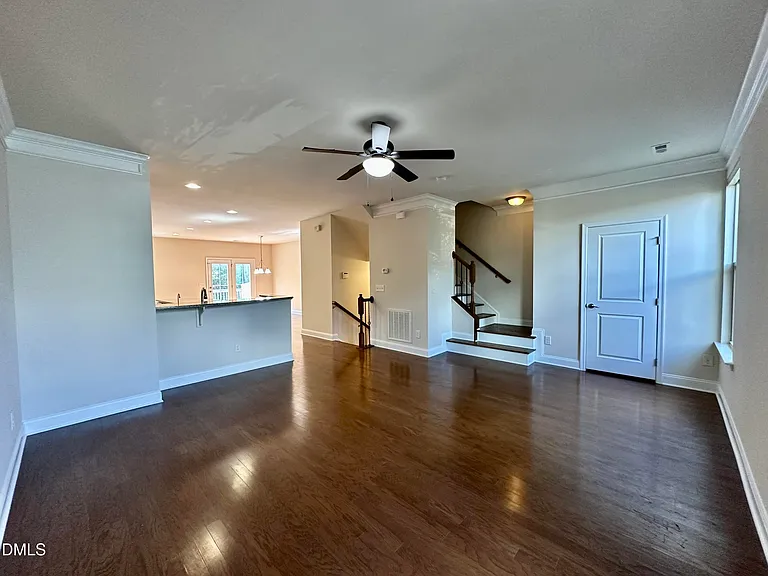 1004 Waymaker Ct — Photo 11