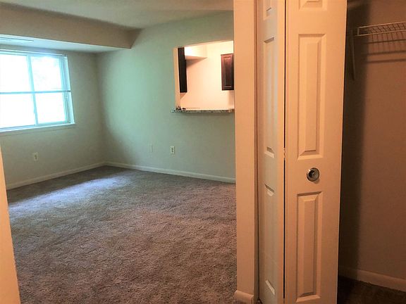 2nd image of 303 Stevens Cir APT 3C
