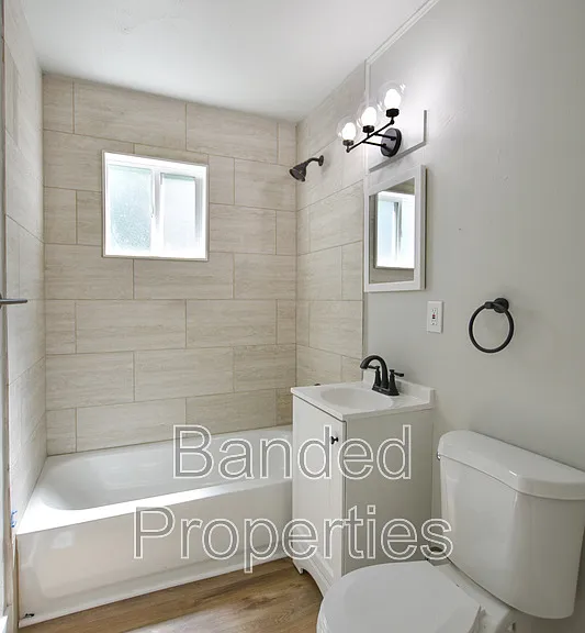 267 Maple St — Photo 9