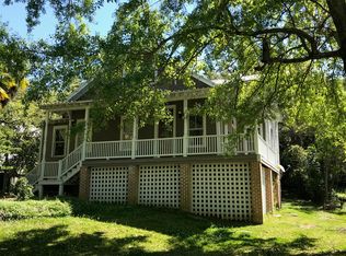 420 Martin Ave, Ocean Springs, MS 39564
