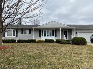 6279 Finch Ln, Flint, MI 48506