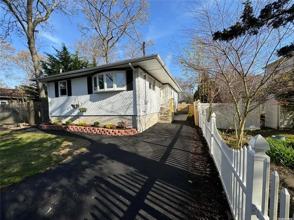 205 Southaven Avenue, Mastic, NY 11950