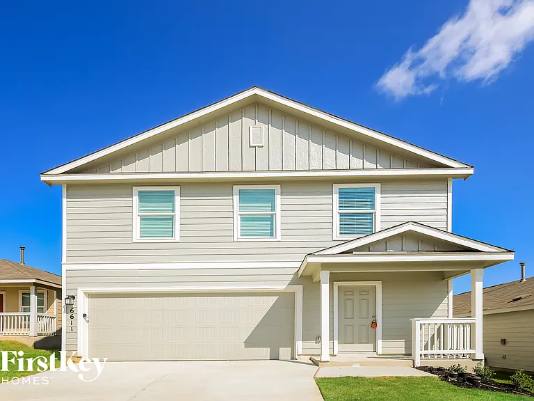 6611 Scarecrow Way — Photo 1