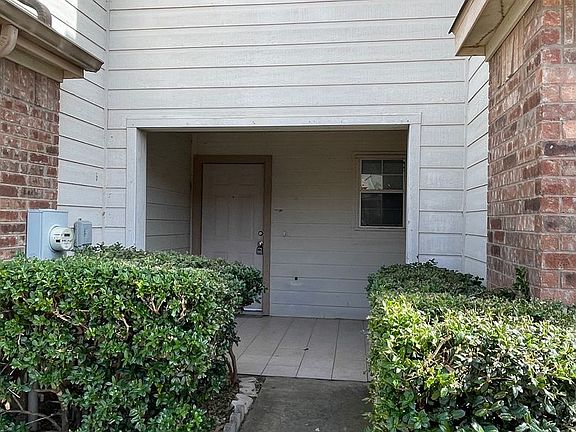 3rd image of 12632 Bay Ave