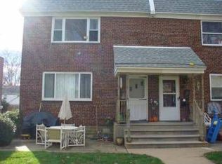 1914 Solly Ave, Philadelphia, PA 19152
