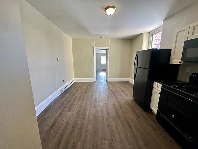 1 bed, $1,250 — Photo 2