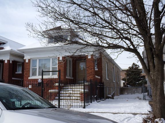 2nd image of 6422 S Troy St