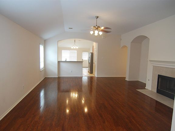 2nd image of 2834 Lockeridge Pines Dr