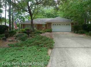 2584 Rosinton Cir, Lillian, AL 36549