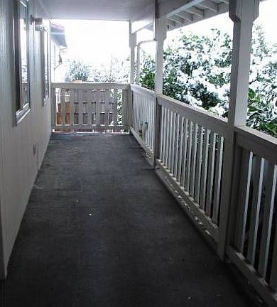 balcony/deck