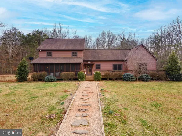 3320 Northview Ln, Elkton, VA 22827