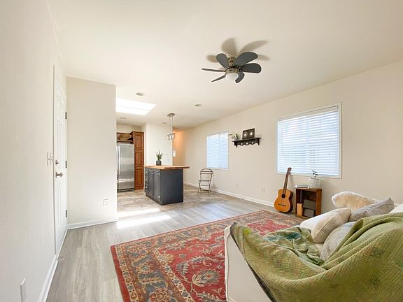 3rd image of 560 30th Ave Space 27