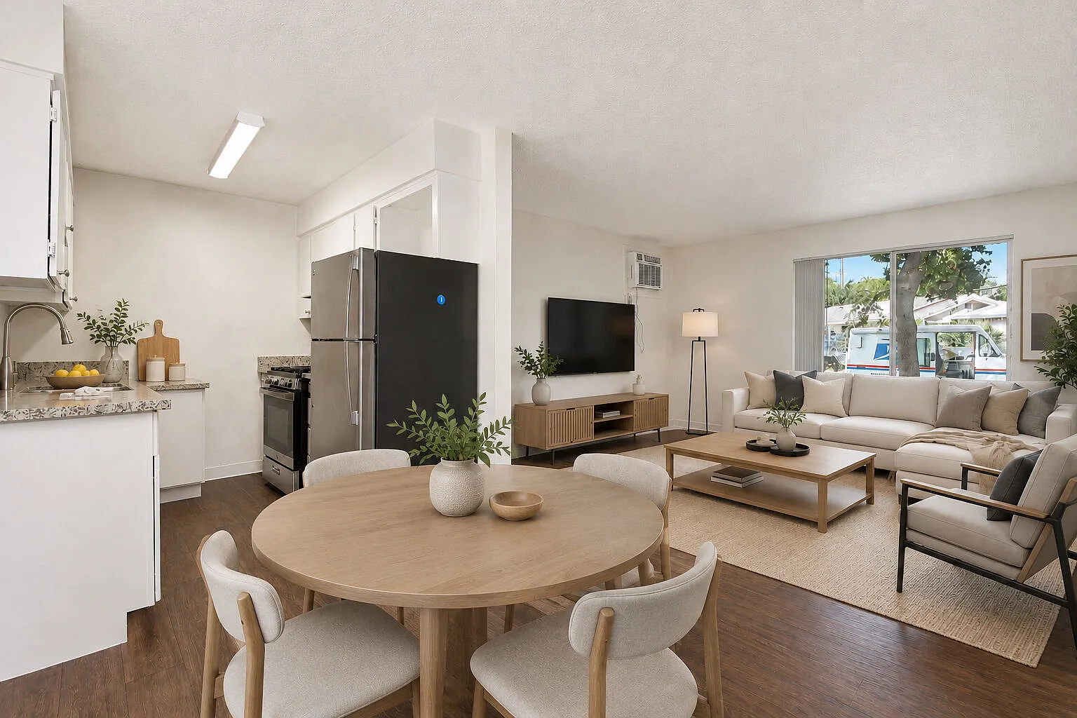 Rose Glen Apartments — Photo 1