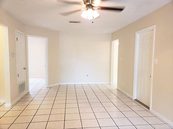 3rd image of 5795 Eagle Dr