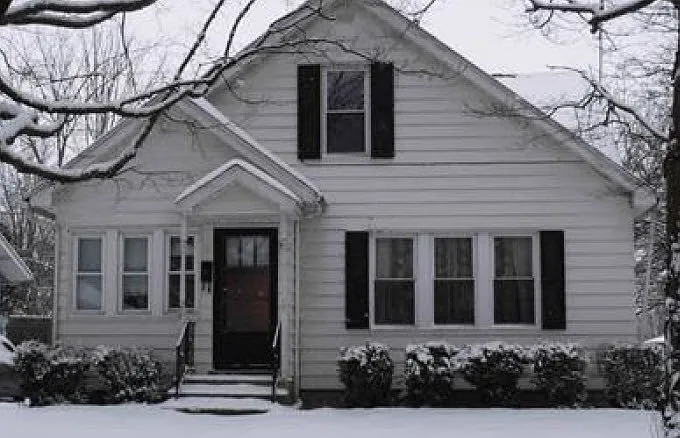 501 Niesen St photo 1