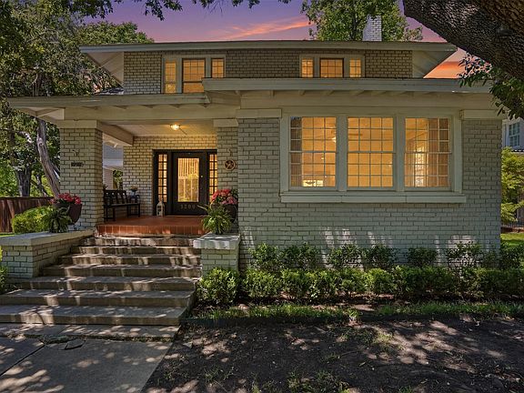 4th image of 1208 Elizabeth Blvd