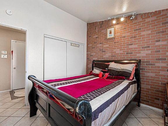 5th image of 5053 Carlo Ct