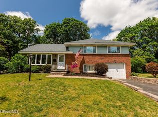 544 Custer Rd, Delmar, NY 12054