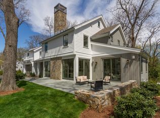 14 Clocks Ln, Darien, CT 06820