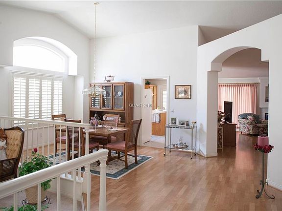 5th image of 7620 Cougar Creek Cir