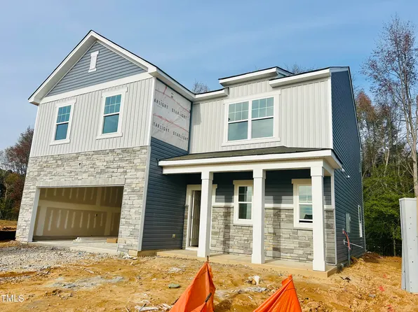 122 N Keatts Winner Ct, Clayton, NC 27520