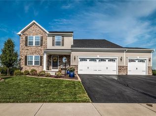 351 Park Edge Dr, Clinton, PA 15026