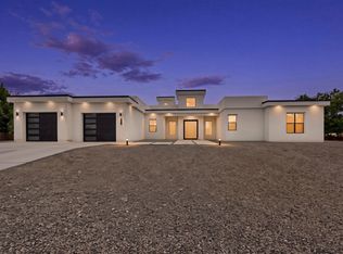 1367 Rivas Rd, Los Lunas, NM 87031