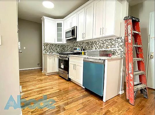 4th image of 110 Linden Blvd #4B
