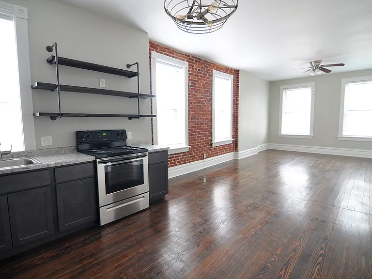 2711A Arsenal St — Photo 4