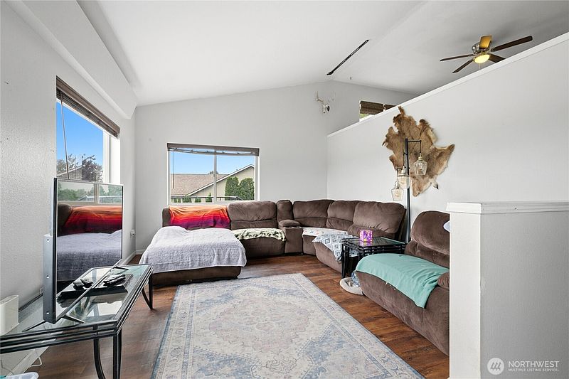5th image of 1605 S 80th Avenue