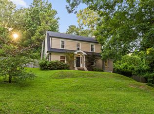 215 N Seminole Dr, Chattanooga, TN 37411