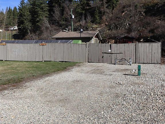 5th image of 2633 Squilax Anglemont Rd #79