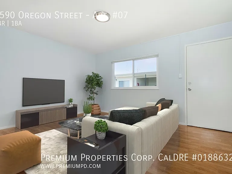 1590 Oregon St #7 — Photo 5