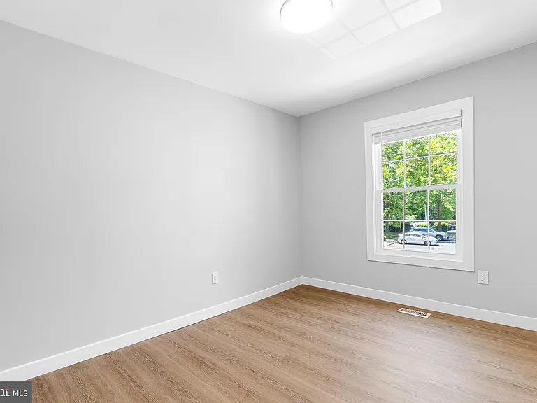 11409 Berland Pl — Photo 12
