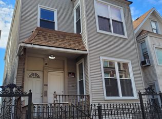 1722 N Saint Louis Ave, Chicago, IL 60647