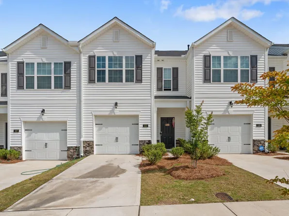 111 Starlight St, Sanford, NC 27330