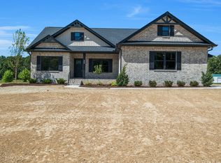 233 Lear Rd, Portland, TN 37148