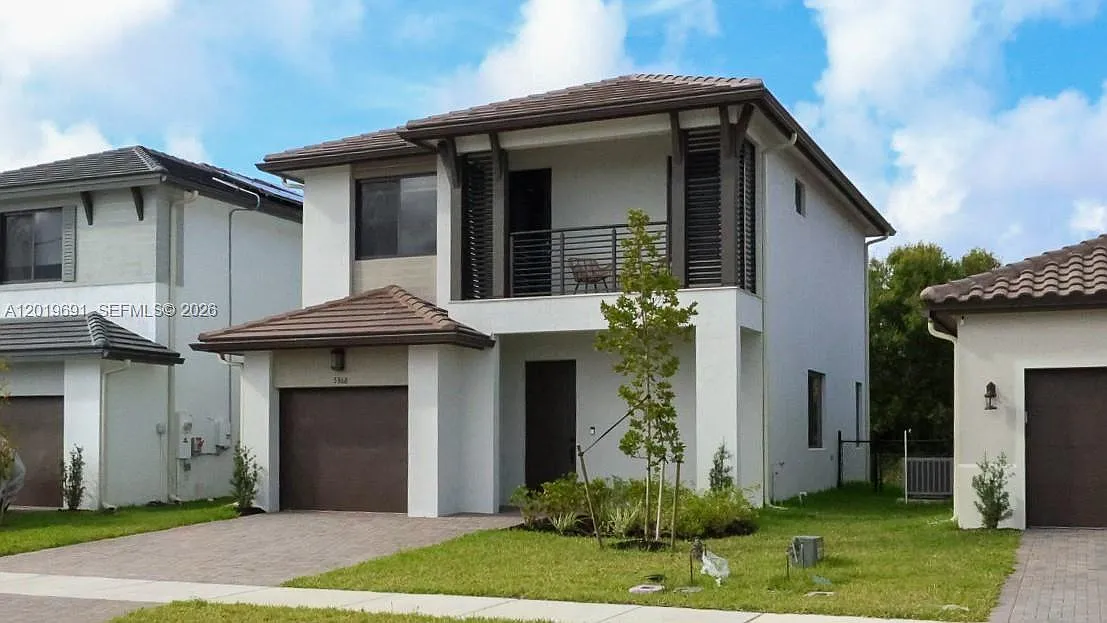 Building Photo - 5868 Agostino Way Ave