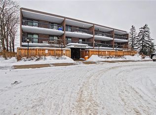 63 Conroy Cres #52, Guelph, ON N1G 2V5