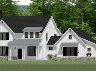 1900 Cielo Dr NE, Grand Rapids, MI
