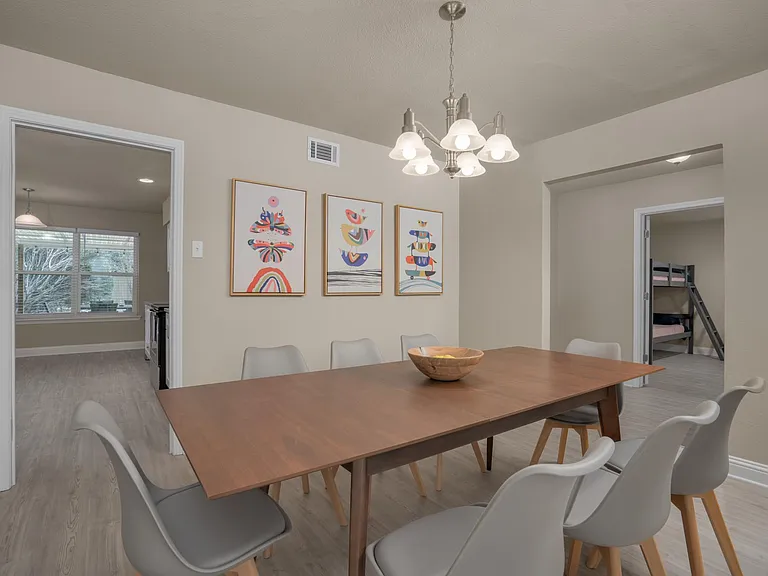 11210 Cotillion Dr — Photo 6