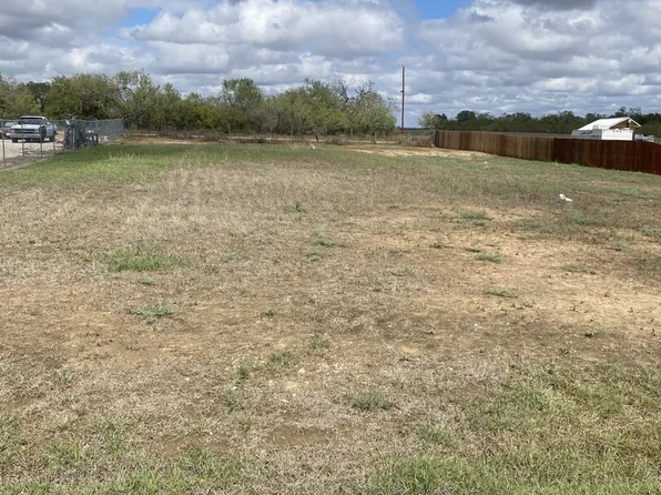 165 MARAVILLAS DR LOT 8, Pleasanton, TX 78064